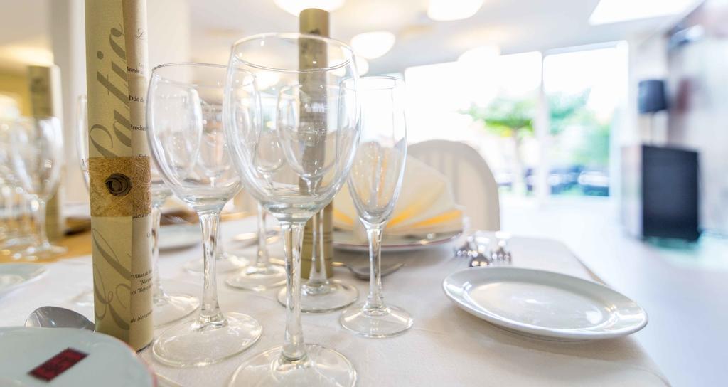 El Patio Hotel La Almunia de Dona Godina Ngoại thất bức ảnh