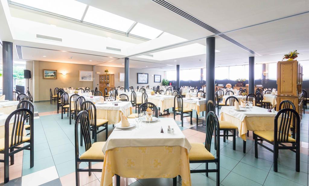 El Patio Hotel La Almunia de Dona Godina Ngoại thất bức ảnh