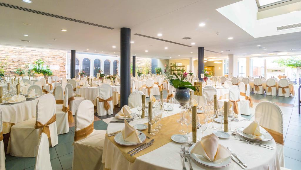 El Patio Hotel La Almunia de Dona Godina Ngoại thất bức ảnh