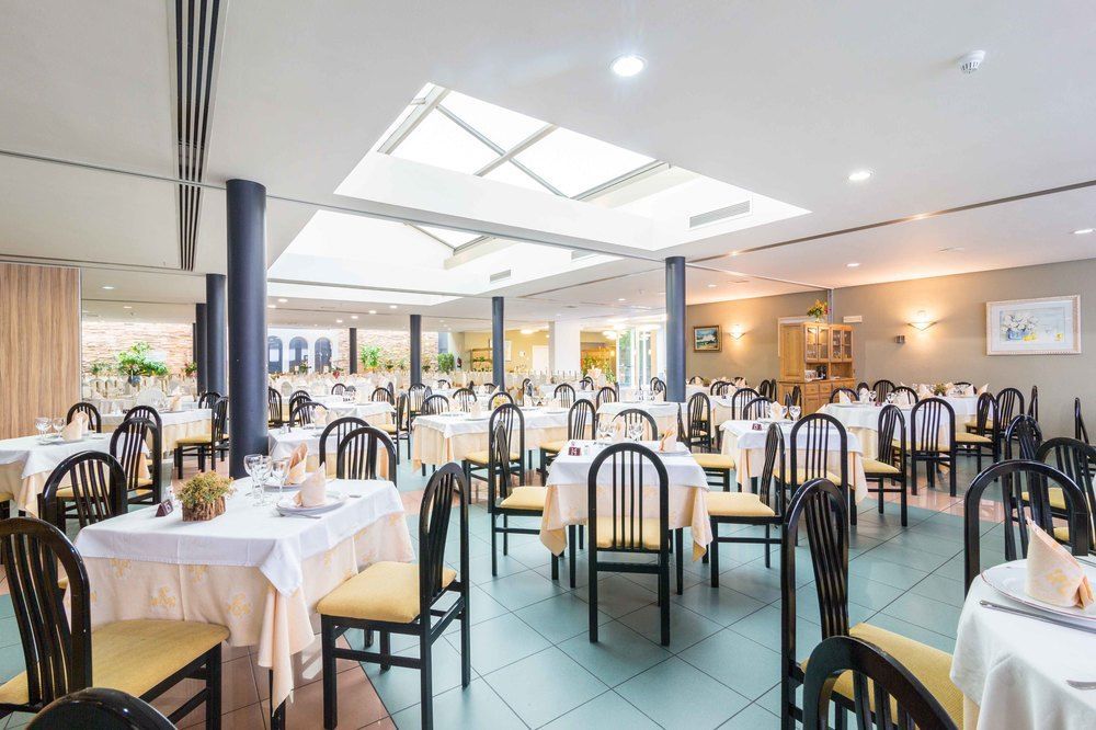 El Patio Hotel La Almunia de Dona Godina Ngoại thất bức ảnh