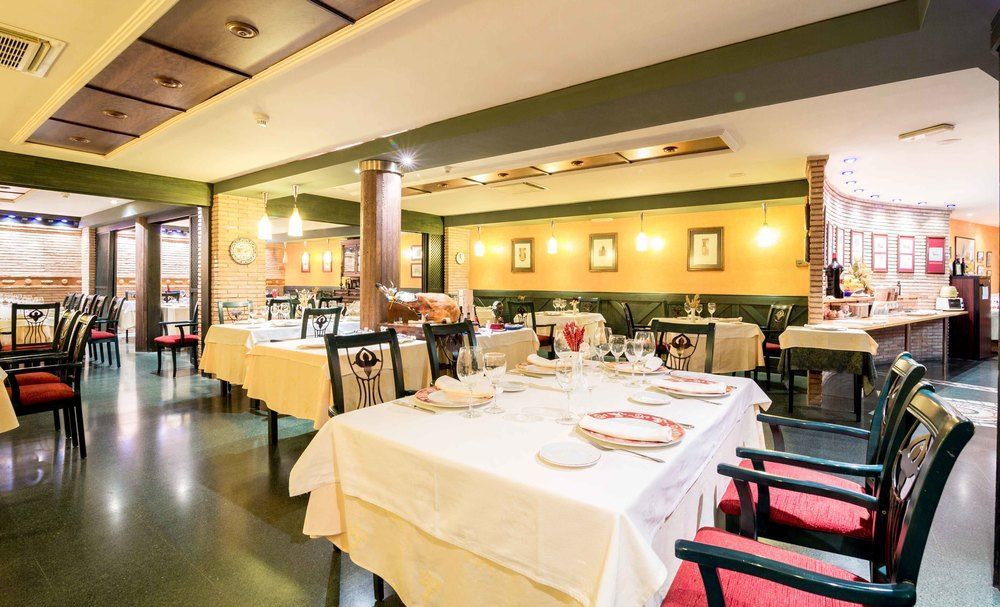 El Patio Hotel La Almunia de Dona Godina Ngoại thất bức ảnh